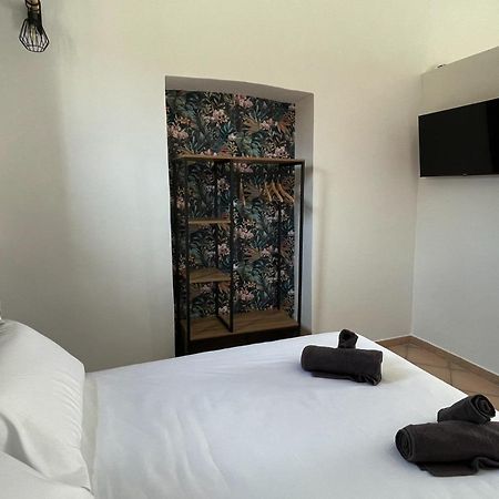 Studio Hole - Lingotto Turin Ngoại thất bức ảnh
